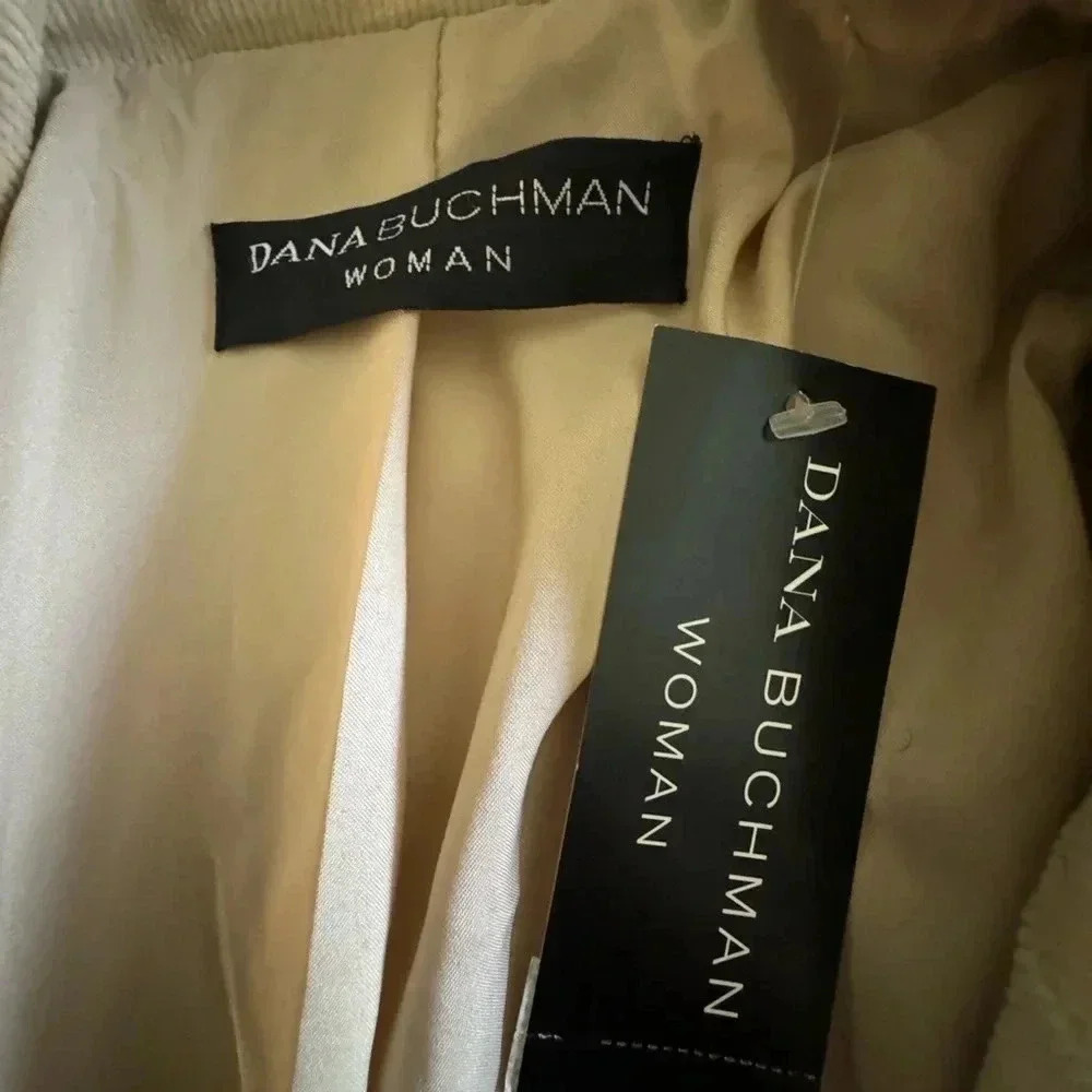 Dana Buchman Corduroy Blazer. Sand Color. Size 22. BNWT - Picture 3 of 6